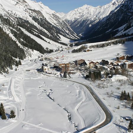 Piz-Hotel Sankt Leonhard im Pitztal Ngoại thất bức ảnh