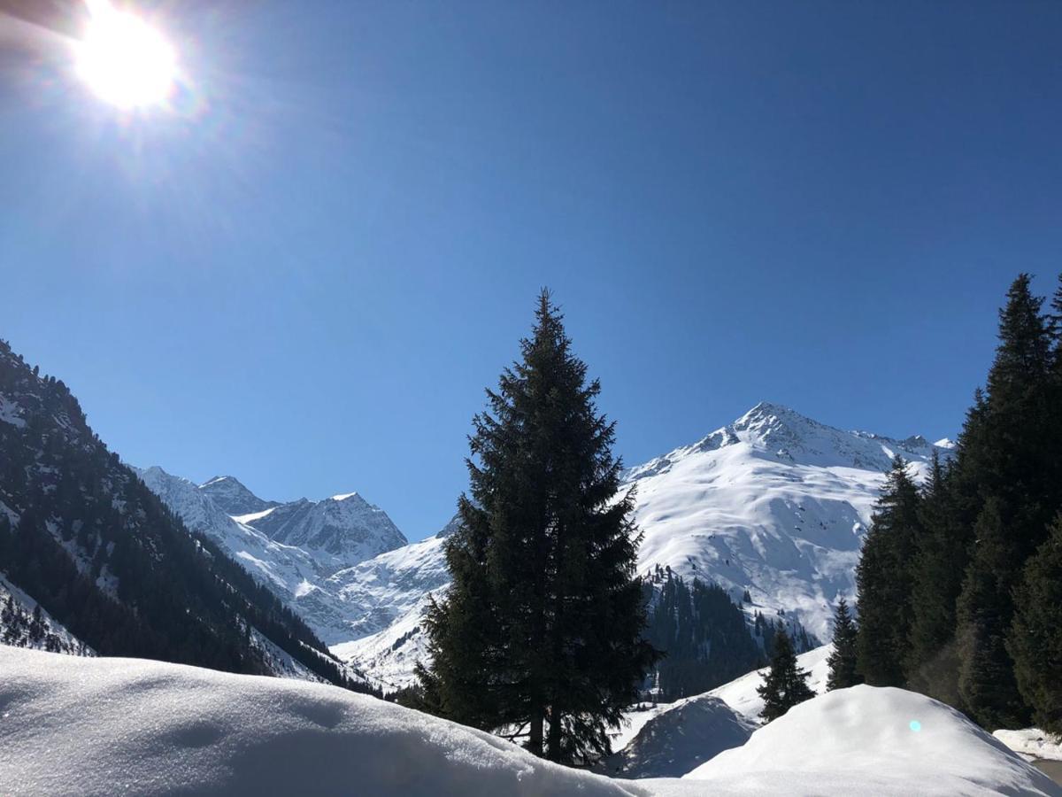 Piz-Hotel Sankt Leonhard im Pitztal Ngoại thất bức ảnh