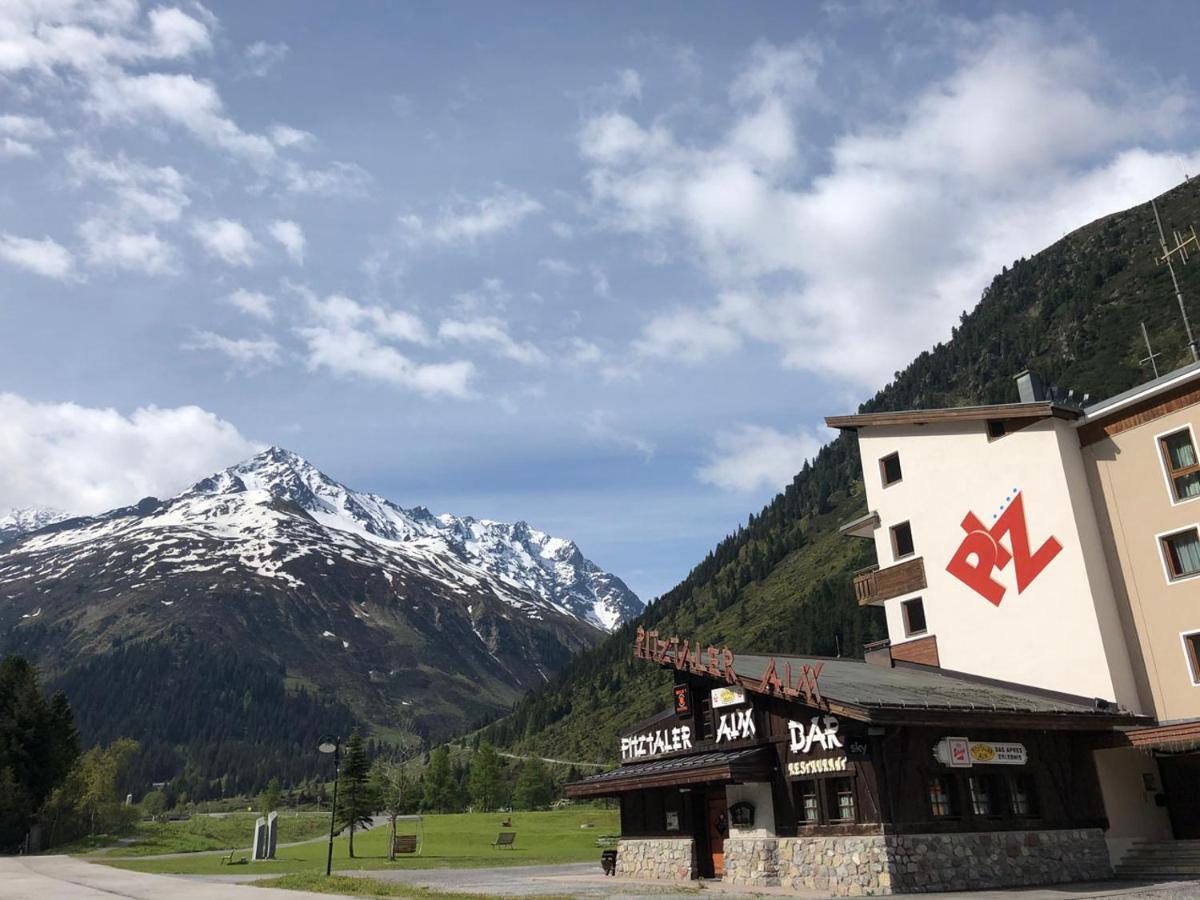Piz-Hotel Sankt Leonhard im Pitztal Ngoại thất bức ảnh