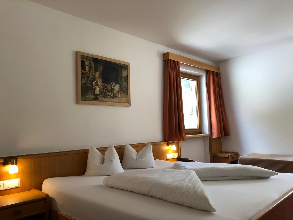 Piz-Hotel Sankt Leonhard im Pitztal Ngoại thất bức ảnh