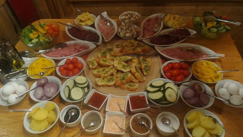 Piz-Hotel Sankt Leonhard im Pitztal Ngoại thất bức ảnh
