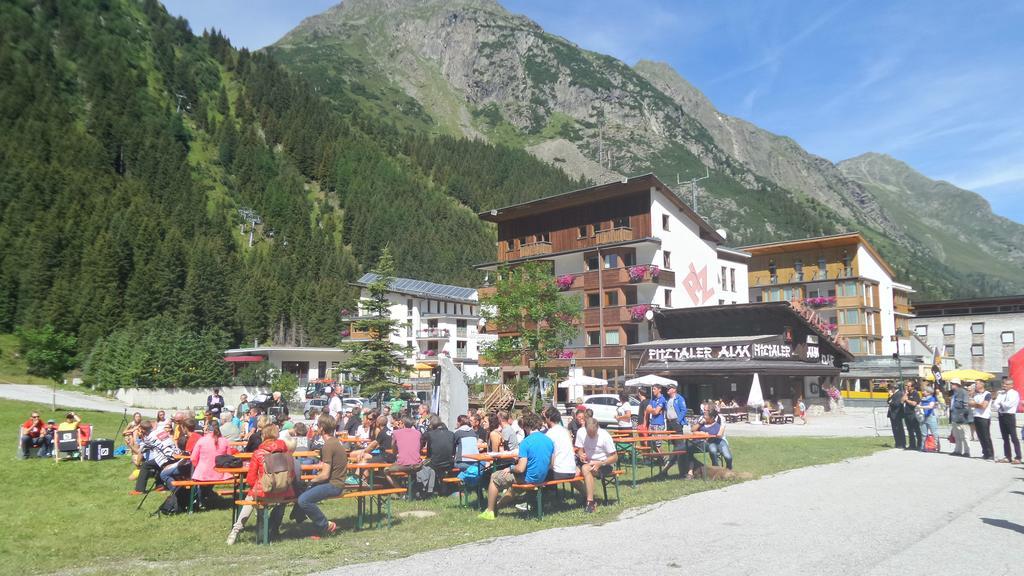 Piz-Hotel Sankt Leonhard im Pitztal Ngoại thất bức ảnh