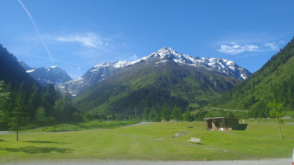 Piz-Hotel Sankt Leonhard im Pitztal Ngoại thất bức ảnh