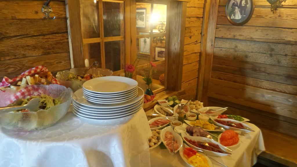 Piz-Hotel Sankt Leonhard im Pitztal Ngoại thất bức ảnh
