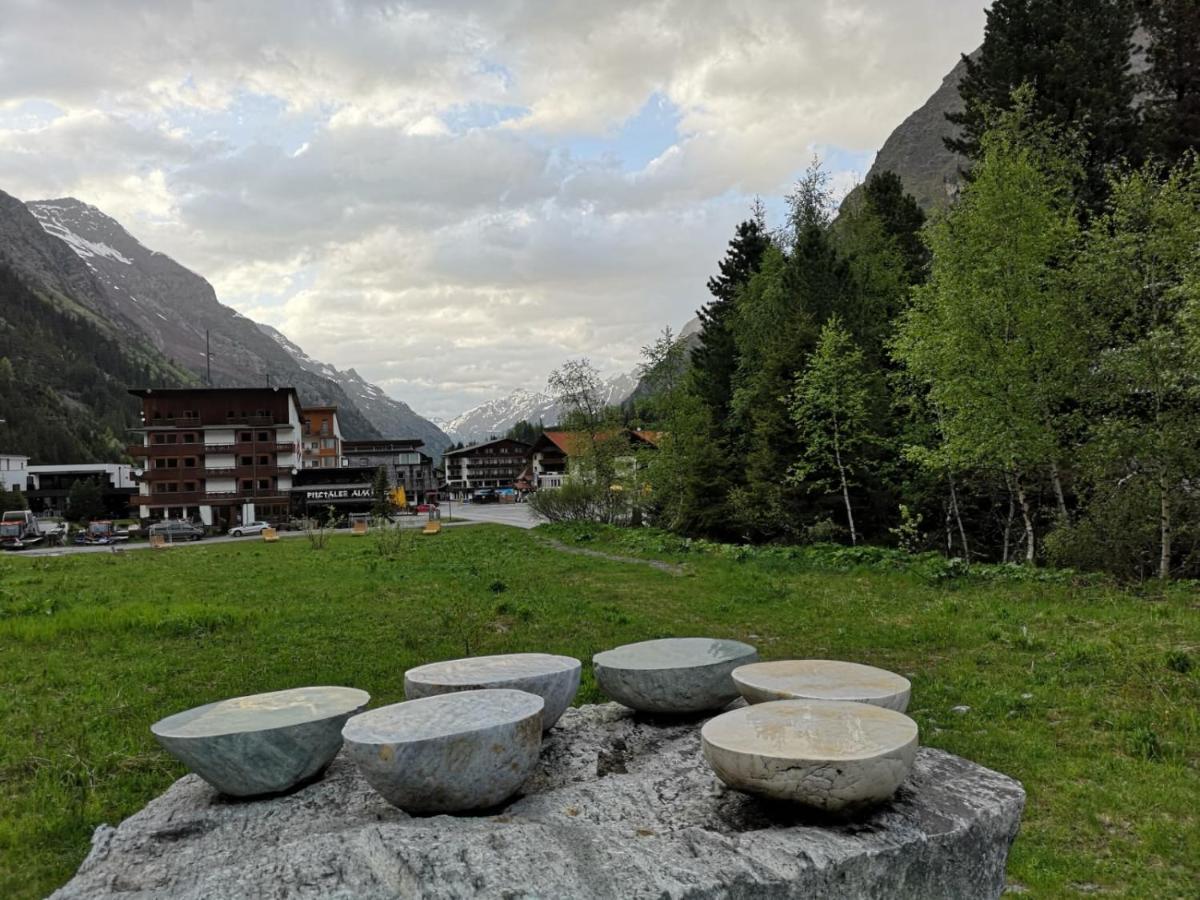 Piz-Hotel Sankt Leonhard im Pitztal Ngoại thất bức ảnh
